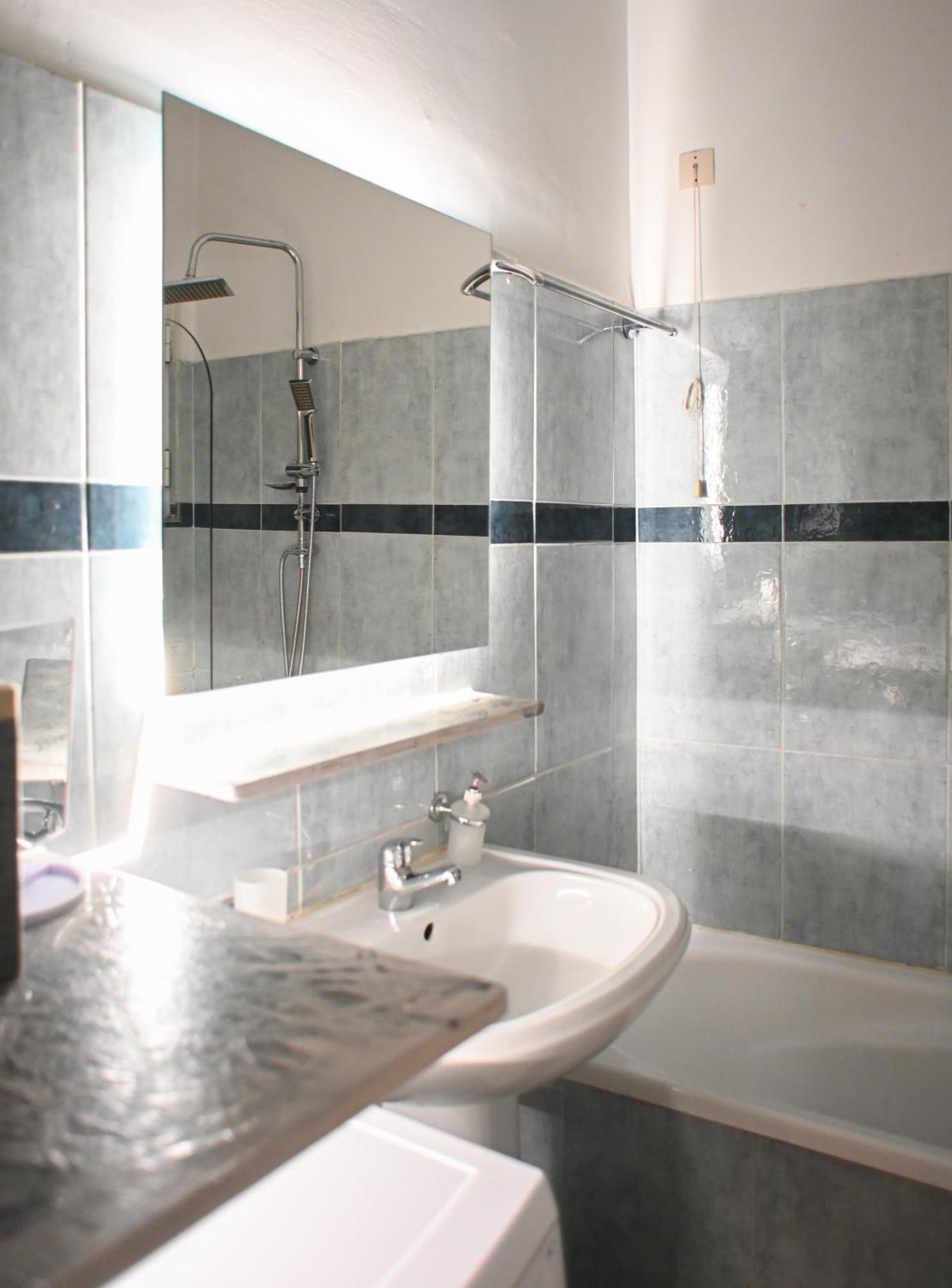 Kostas Home By Bill Apartments Patras Exterior foto